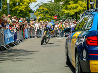 “Tour de France”, “Bradley Wiggins”; “Chris Froome”